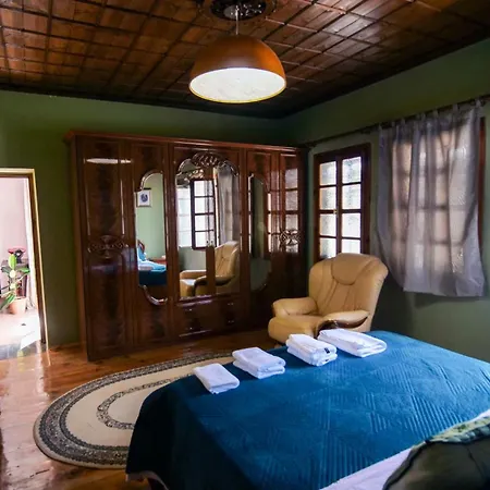 Vakantiehuis Lions Gate 1 *