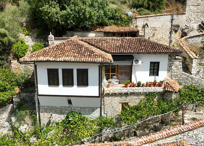 Ferienhaus Lions Gate 1 Berat